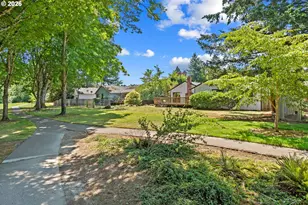 21886 SW Martinazzi Ave, Tualatin, OR 97062 - Photo 36