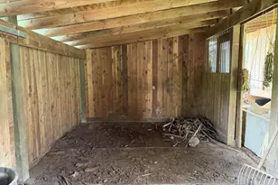 51555 E Cherryville Dr, Sandy, OR 97055 - Photo 44