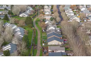 1855 NW Jillanne Ct, McMinnville, OR 97128 - Photo 36