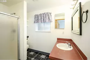 1855 NW Jillanne Ct, McMinnville, OR 97128 - Photo 16