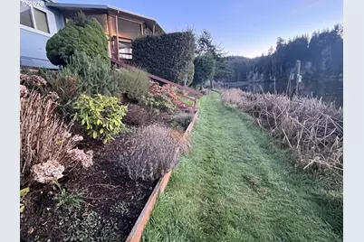 100 River Bend Rd #23, Reedsport, OR 97467 - Photo 6