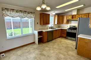 1070 Grove St, Baker City, OR 97814 - Photo 14