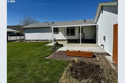 1070 Grove St, Baker City, OR 97814 - Photo 18