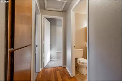 10901 NE 7th St, Vancouver, WA 98664 - Photo 8
