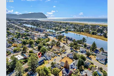 821 14th Ave, Seaside, OR 97138 - Photo 2