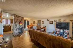 5654 Lompoc Ct S, Salem, OR 97306 - Photo 6
