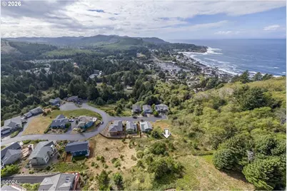 8900 Harbor View Pl, Depoe Bay, OR 97341 - Photo 10