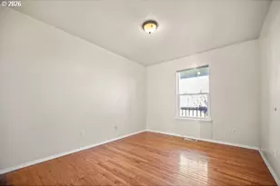 114 18th St, La Grande, OR 97850 - Photo 14