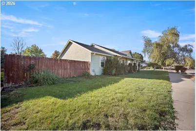 114 18th St, La Grande, OR 97850 - Photo 32