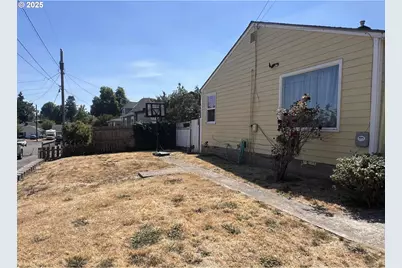 210 Hoyt St, Salem, OR 97302 - Photo 4