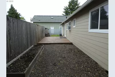 141 Hood St, Oregon City, OR 97045 - Photo 12