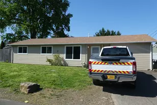 141 Hood St, Oregon City, OR 97045 - Photo 1