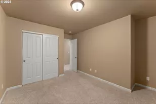 675 NE Cummins St, Roseburg, OR 97470 - Photo 24