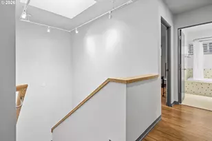 3741 SW Sweetbriar Dr, Portland, OR 97221 - Photo 34