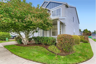 2152 N Laurelwood St, Canby, OR 97013 - Photo 2