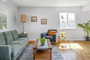 5227 SE 105th Ave, Portland, OR 97266 - Photo 6