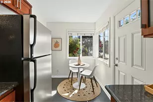 5807 NE 10th Ave, Portland, OR 97211 - Photo 10