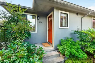 5807 NE 10th Ave, Portland, OR 97211 - Photo 2