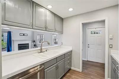 9619 NW Miller Hill Dr, Portland, OR 97229 - Photo 12