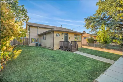 4839 NE 41st Ave, Portland, OR 97211 - Photo 2