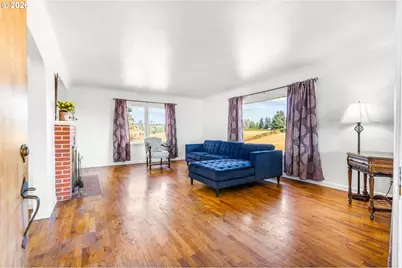 31183 S Barlow Rd, Hubbard, OR 97032 - Photo 8