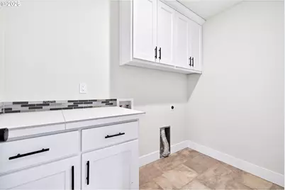 165 W Taylor Ct, Newberg, OR 97132 - Photo 28