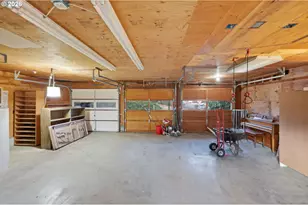 8855 SW Omara St, Portland, OR 97223 - Photo 34