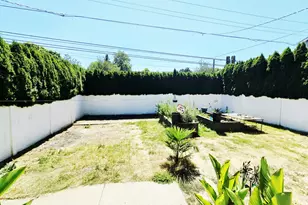 7247 SE Division St, Portland, OR 97206 - Photo 2