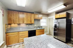 7247 SE Division St, Portland, OR 97206 - Photo 6