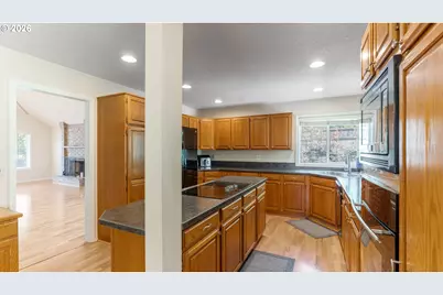 11500 SE 16th Cir, Vancouver, WA 98664 - Photo 10