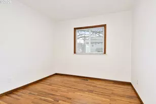 8411 SE Brooklyn St, Portland, OR 97266 - Photo 10