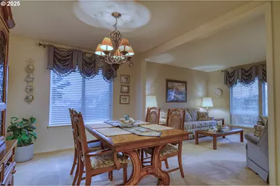 34583 Glacier Ave, Saint Helens, OR 97051 - Photo 8