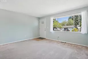 19255 Whitney Ln, Oregon City, OR 97045 - Photo 16