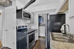15 NE 113th Pl, Portland, OR 97220 - Photo 36