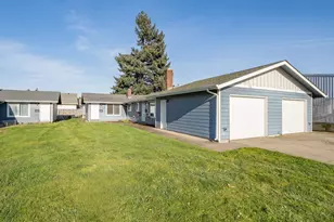 1591 James St, Woodburn, OR 97071 - Photo 6