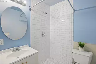 16820 SE Alder St, Portland, OR 97233 - Photo 16