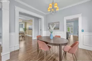 716 W 19th St, Vancouver, WA 98660 - Photo 8