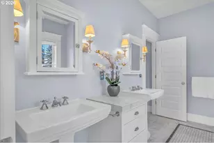 716 W 19th St, Vancouver, WA 98660 - Photo 36