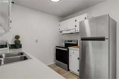 15540 SE Harrison St, Portland, OR 97233 - Photo 12