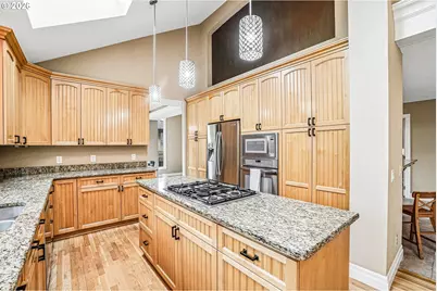 14232 Meadow Grass St, Lake Oswego, OR 97035 - Photo 12