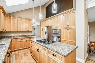 14232 Meadow Grass St, Lake Oswego, OR 97035 - Photo 12