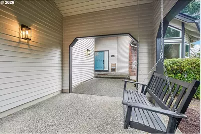 14232 Meadow Grass St, Lake Oswego, OR 97035 - Photo 2