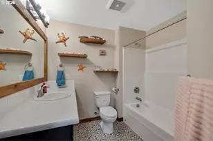 4095 Westwood Dr, Tillamook, OR 97141 - Photo 24