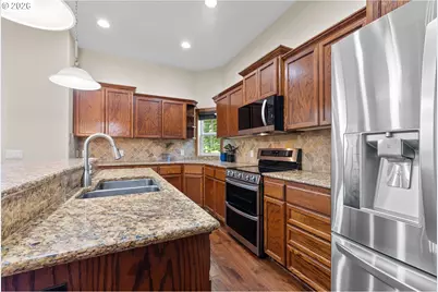16711 Thompson Rd, Brookings, OR 97415 - Photo 10