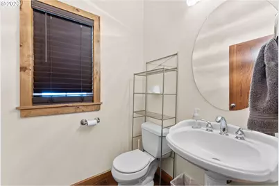 16711 Thompson Rd, Brookings, OR 97415 - Photo 30