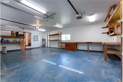 16711 Thompson Rd, Brookings, OR 97415 - Photo 36