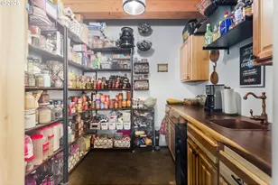 314 E Valley Rd, Skamokawa, WA 98647 - Photo 6