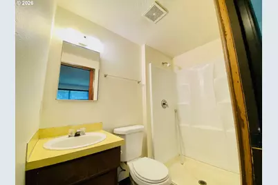 3732 Peppertree Dr, Eugene, OR 97402 - Photo 14