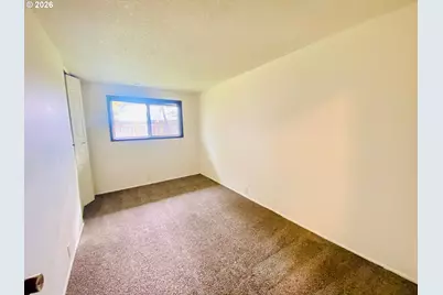 3732 Peppertree Dr, Eugene, OR 97402 - Photo 16