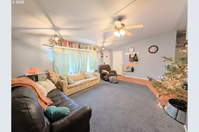 2209 Terra Lea Ct, La Grande, OR 97850 - Photo 6